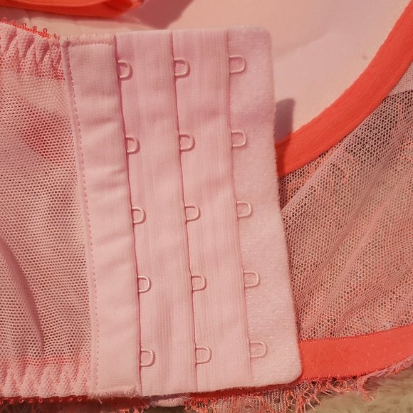 New VS Very Sexy Bling Push Up Lace Bra - 34DD - Picture 6 of 7